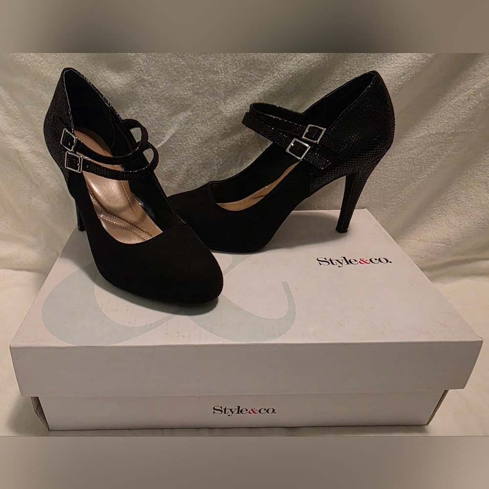 Style & Co. Black Payslee Double Strap Buckle Heels 4” Round Toe Size 6M